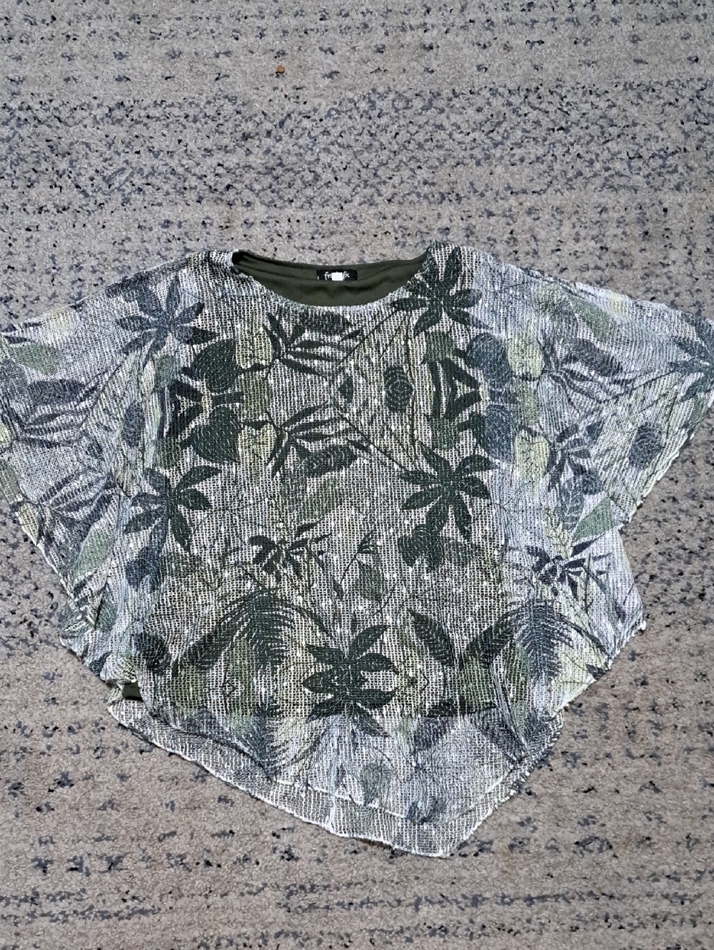 Lightweight Green Floral Print Women's Blouse